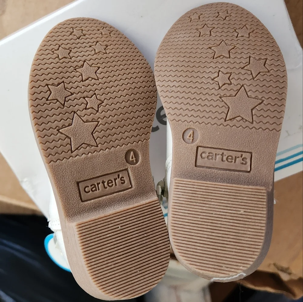 Carter's Toddler White Osaka Boots